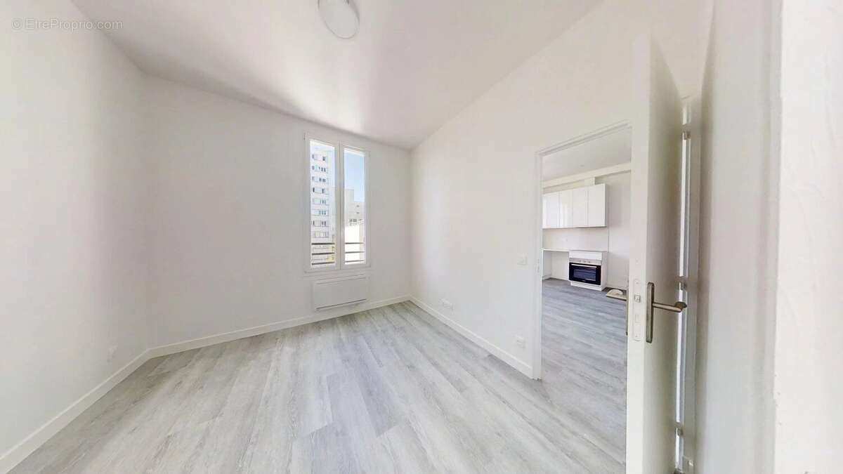 Appartement à CLICHY