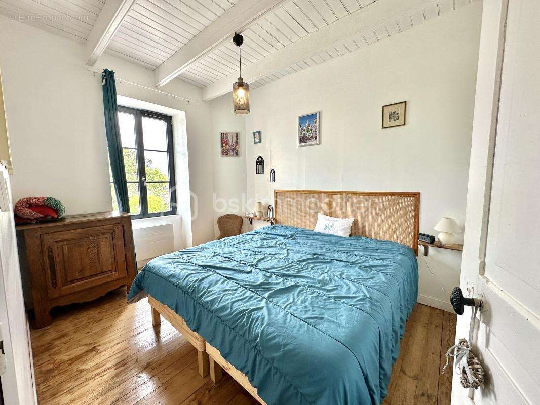 Pouldreuzic – propriété de caractère – 212 m² habitables – jusqu'à 290 m² de potentiel – 3 habitations possibles - photo 14