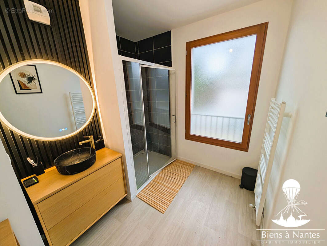 Appartement à NANTES