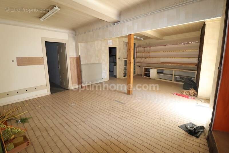 Appartement à SAINT-ETIENNE-DE-SAINT-GEOIRS