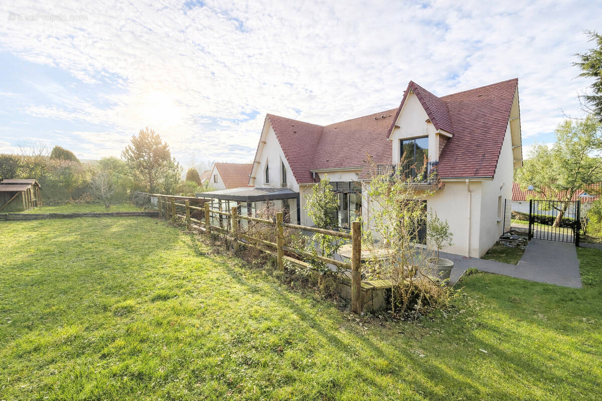 Maison à ESCALLES