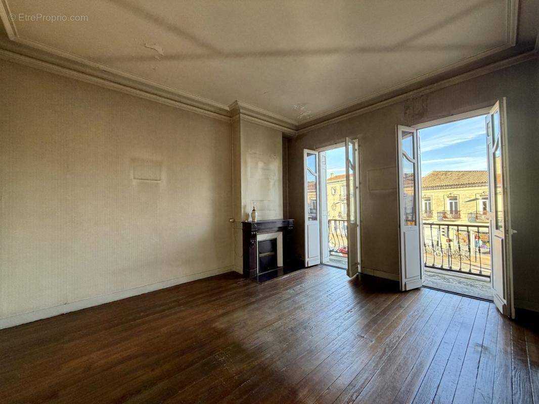 Appartement à BORDEAUX