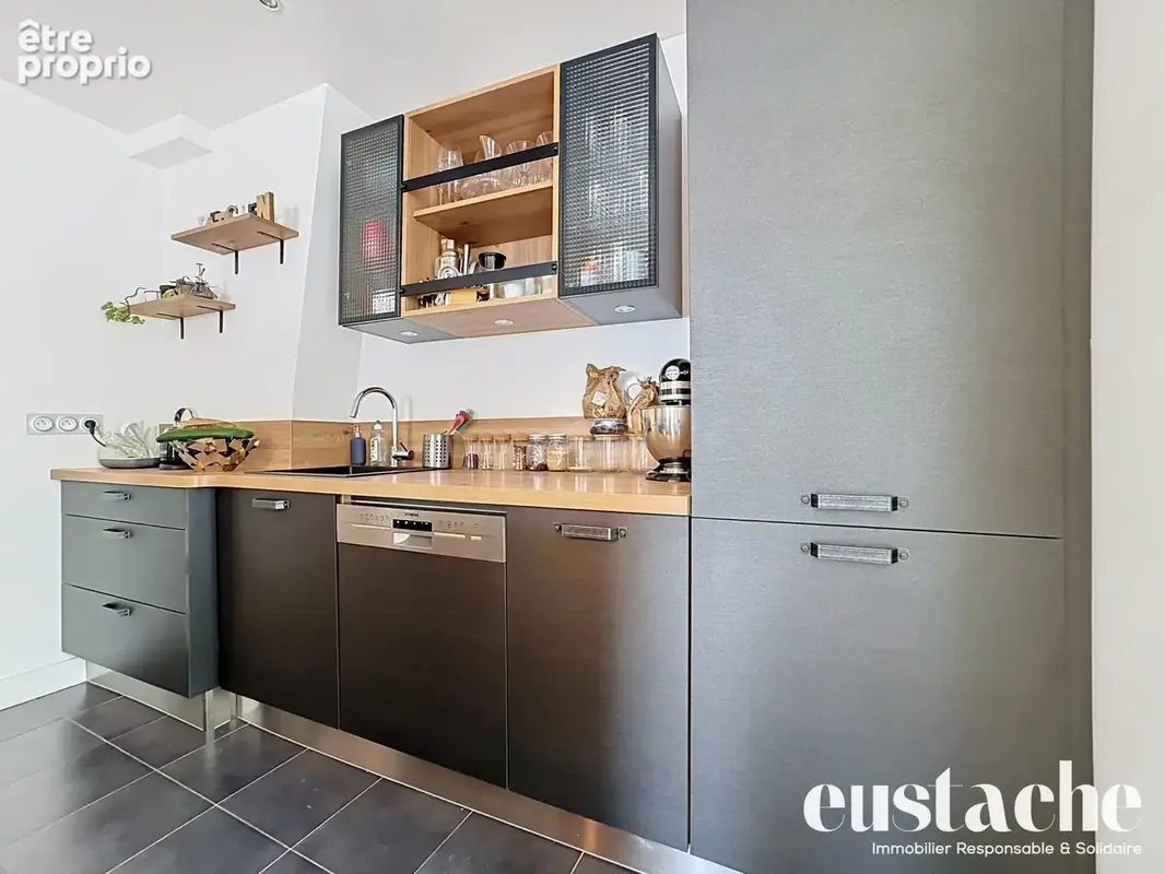 Appartement 3 pièces 68 m² à vendre à Paris-10e (75010) - photo 8
