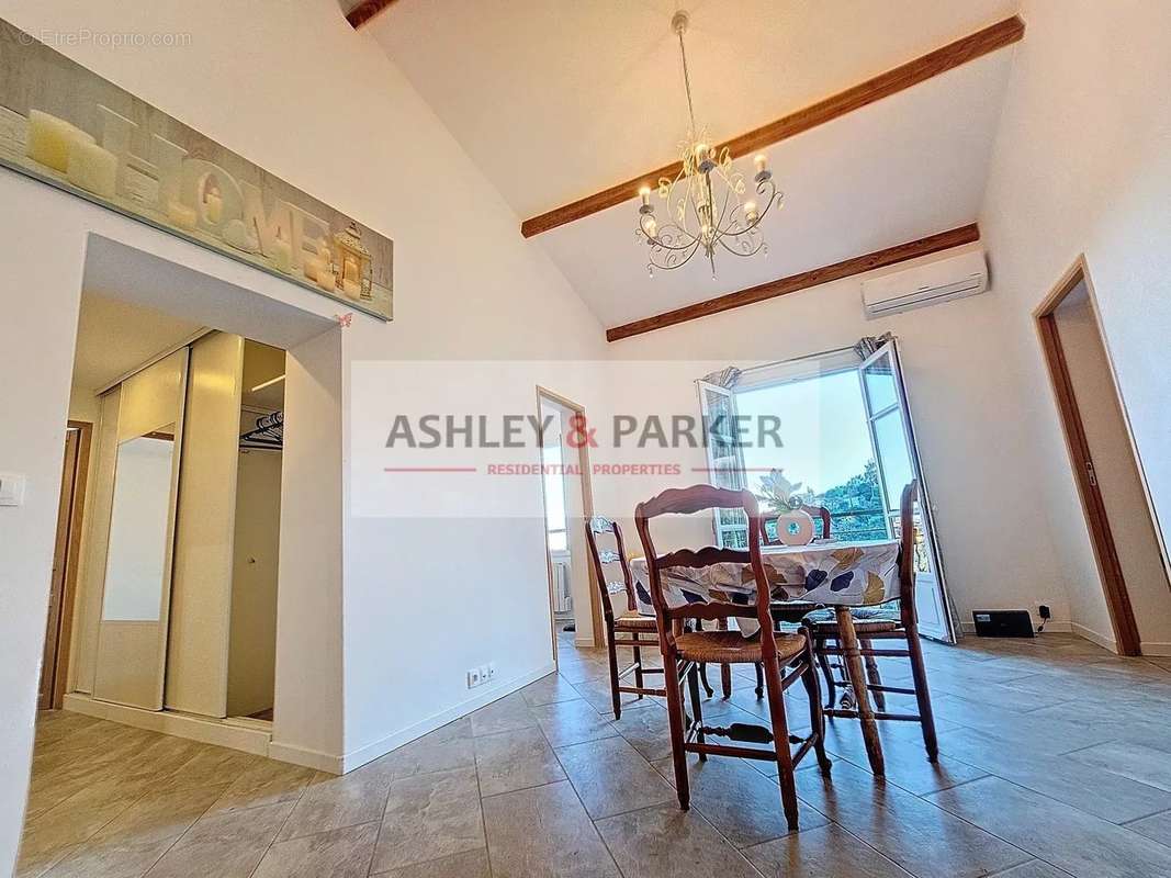 Maison à SAINTE-AGNES