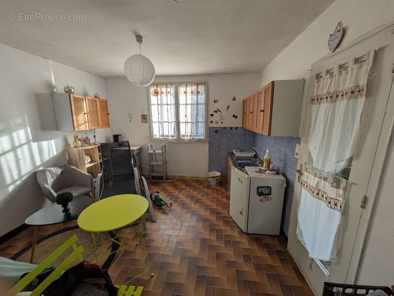 Plouray ensemble de 2 maisons de plain pied 110 m² garage attenant et dependance parcelle cloturee avec puits de 697m² - photo 11