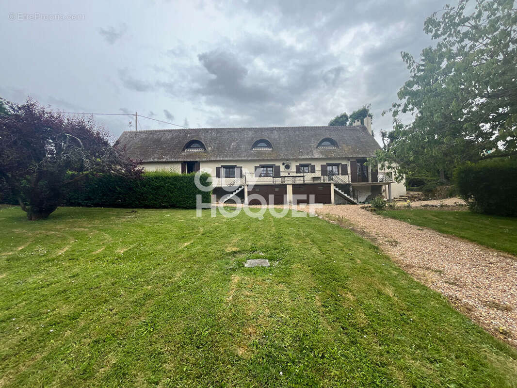 Maison à CONIE-MOLITARD