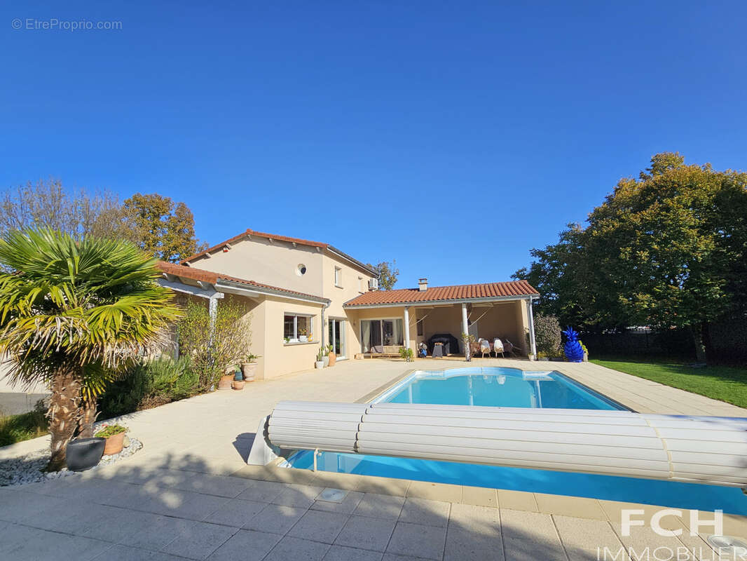 Maison d'exception avec parc et piscine - photo 19