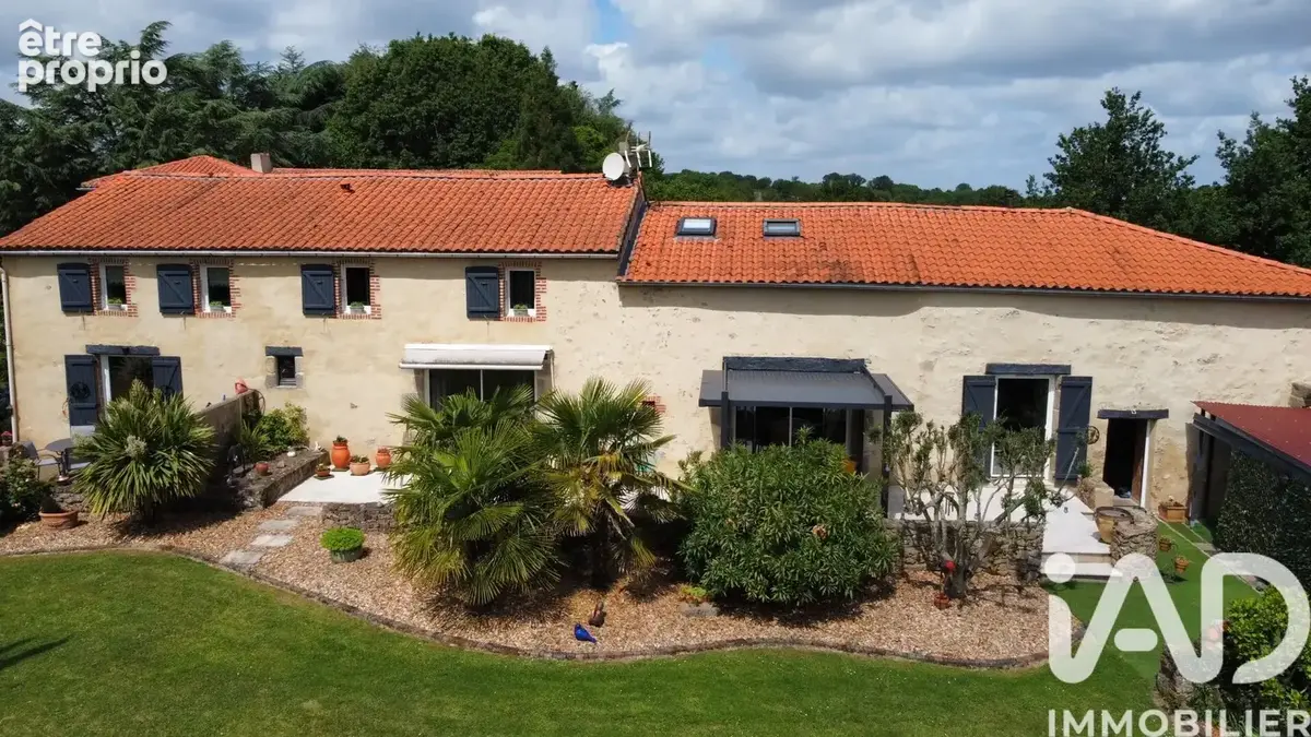 Photo 1 - Maison à SAINT-MESMIN