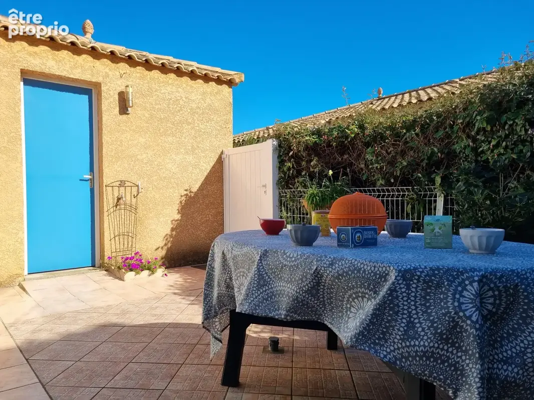 A vendre - gruissan plage - pavillon de plain-pied - bord de mer - 2 chambres - piscine - parking - photo 14