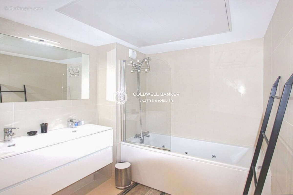 Appartement 61 m² à Saint-Tropez  - photo 6