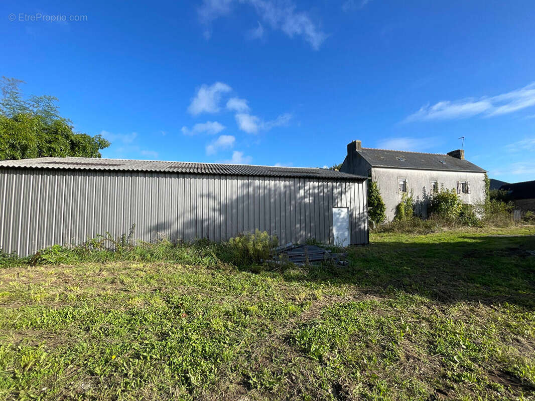 Maison à SAINT-EVARZEC
