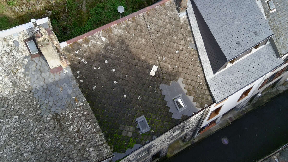 Maison à ROCHEFORT-MONTAGNE