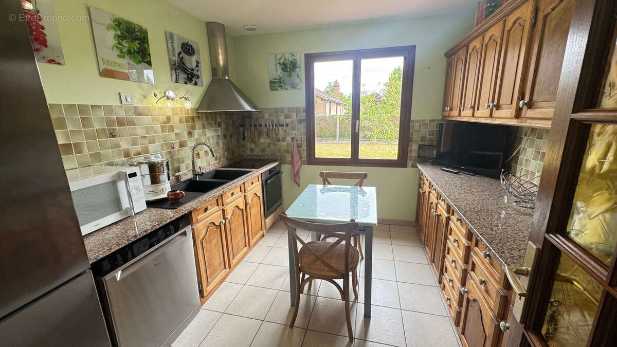 Maison à NEUNG-SUR-BEUVRON