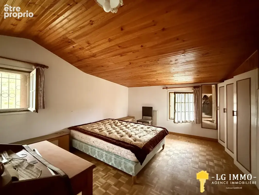 Lot de deux maisons d'habitation, grange, atelier et terrain clos - photo 18