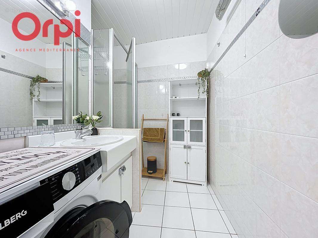 Appartement à FREJUS