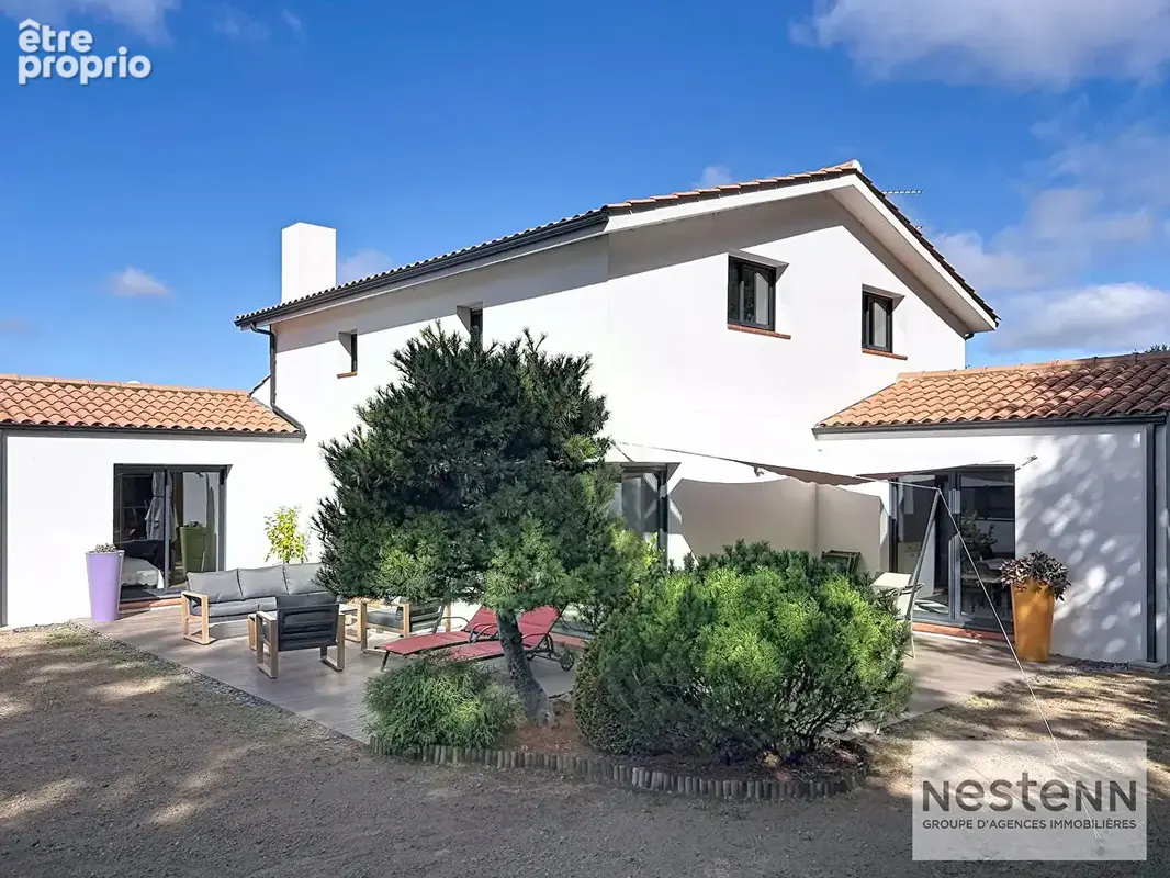 Maison 4 chambres proche centre ville de Challans - Rare sur le marché ! - photo 2