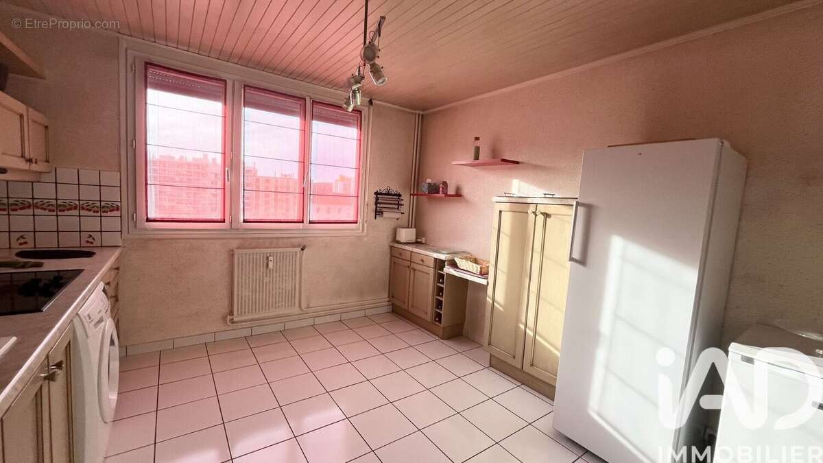 Photo 8 - Appartement à SAINT-ETIENNE