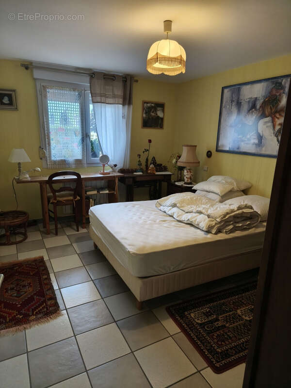 Maison à SAINT-YRIEIX-LA-PERCHE