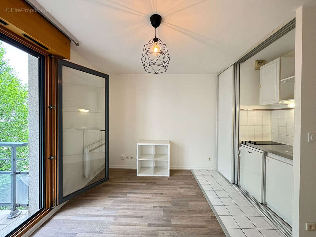 Studio avec balcon - 23.3 m² - Reims secteur Moissons - photo 5