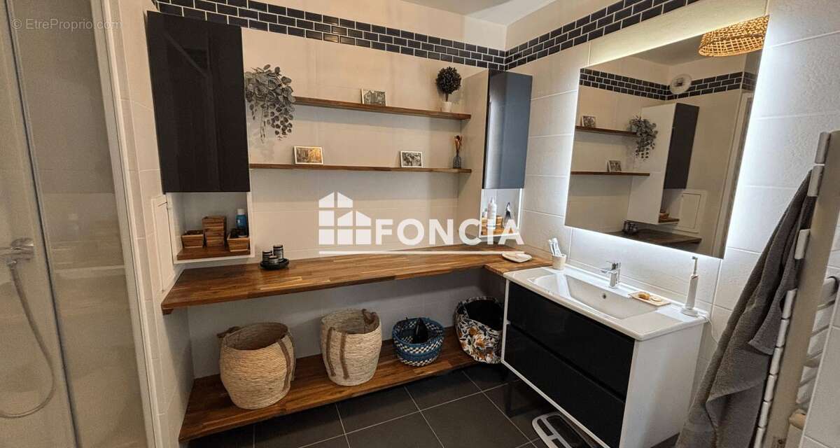 Appartement à NOGENT-SUR-MARNE