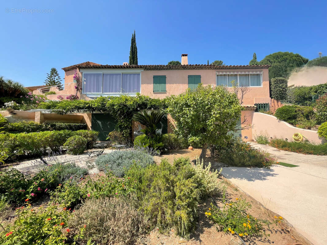 Maison à LA LONDE-LES-MAURES