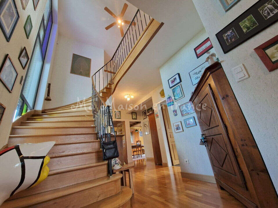 Maison à SAINT-POURCAIN-SUR-SIOULE