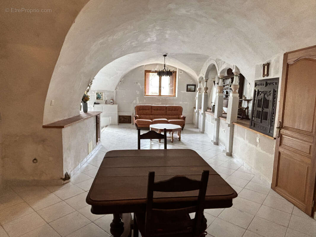 Appartement à BREZIERS