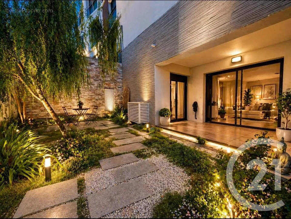 Appartement à BEAUSOLEIL