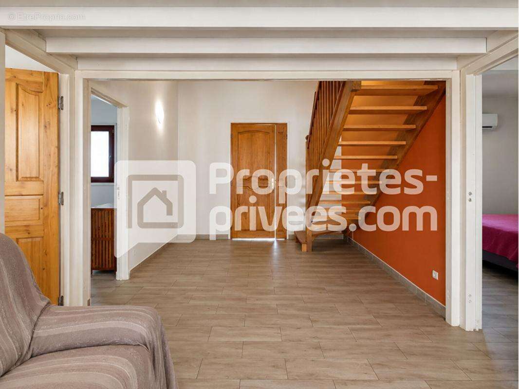 Maison F4 avec vue mer, 3 chambres et terrasse, Vieux-Habitants - photo 9