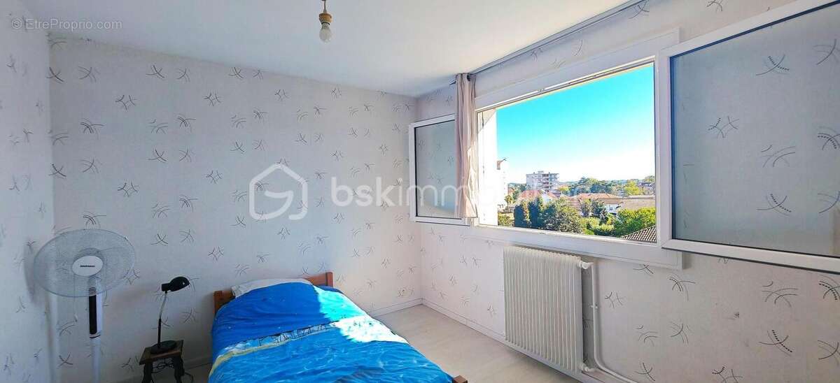 Appartement à BILLERE