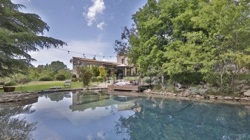 Grande propriété avec Piscine Naturelle - Élégance provençale entre Mont Ventoux et Luberon en EXCLUSIVITÉ - photo 7