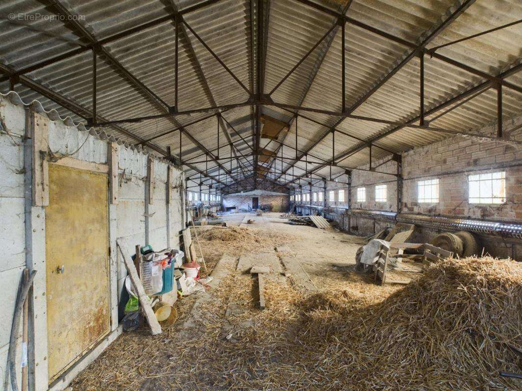 Maison à ROSIERES-EN-SANTERRE