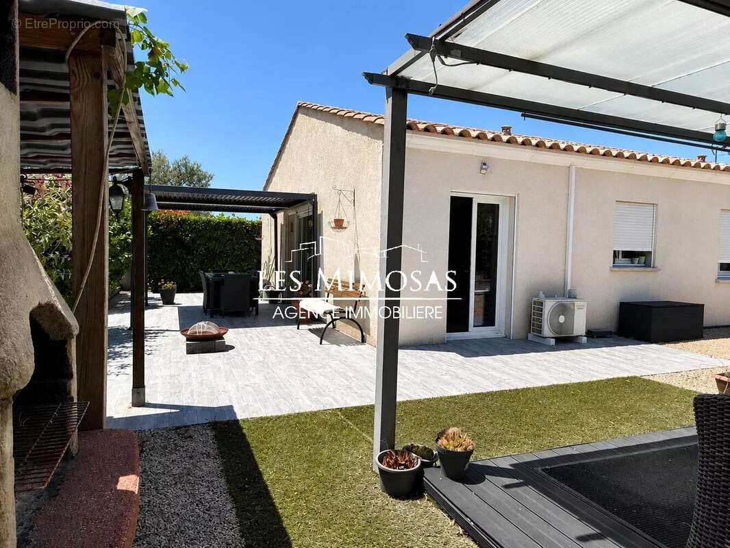 Maison à ROQUEBRUNE-SUR-ARGENS