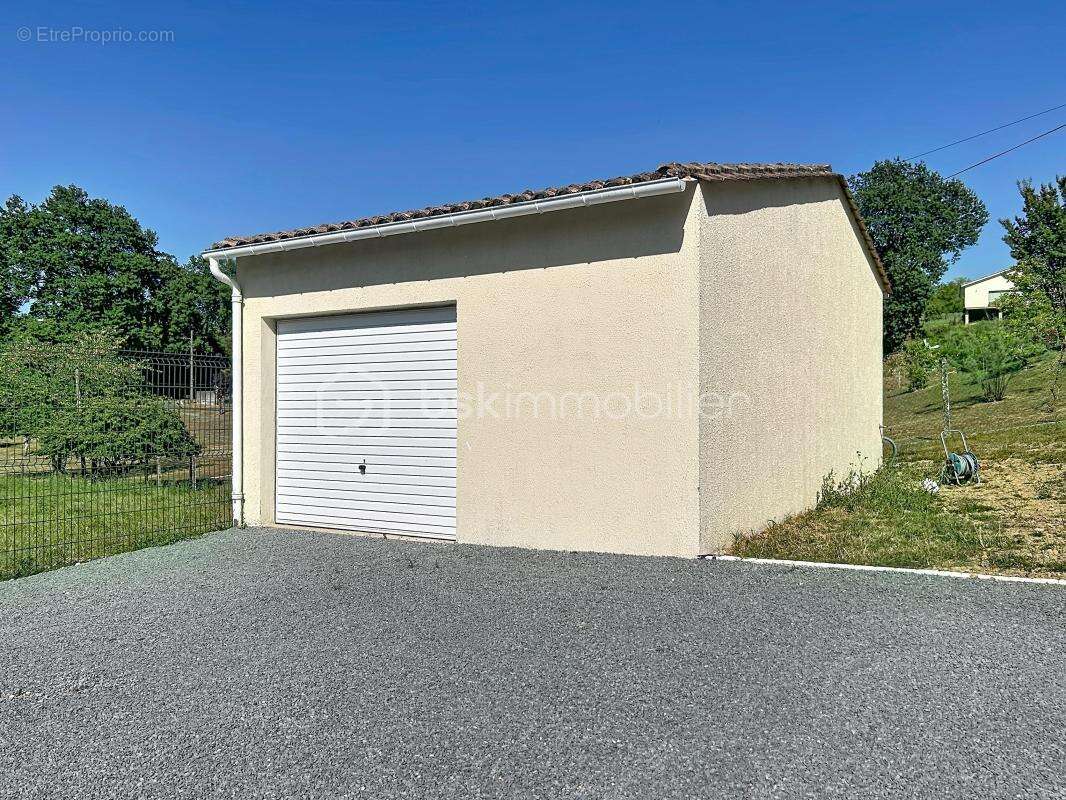 Maison à BRANNE