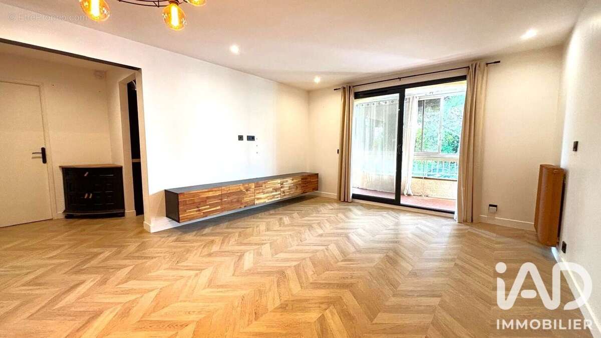 Appartement 66 m² à Frejus  - photo 2