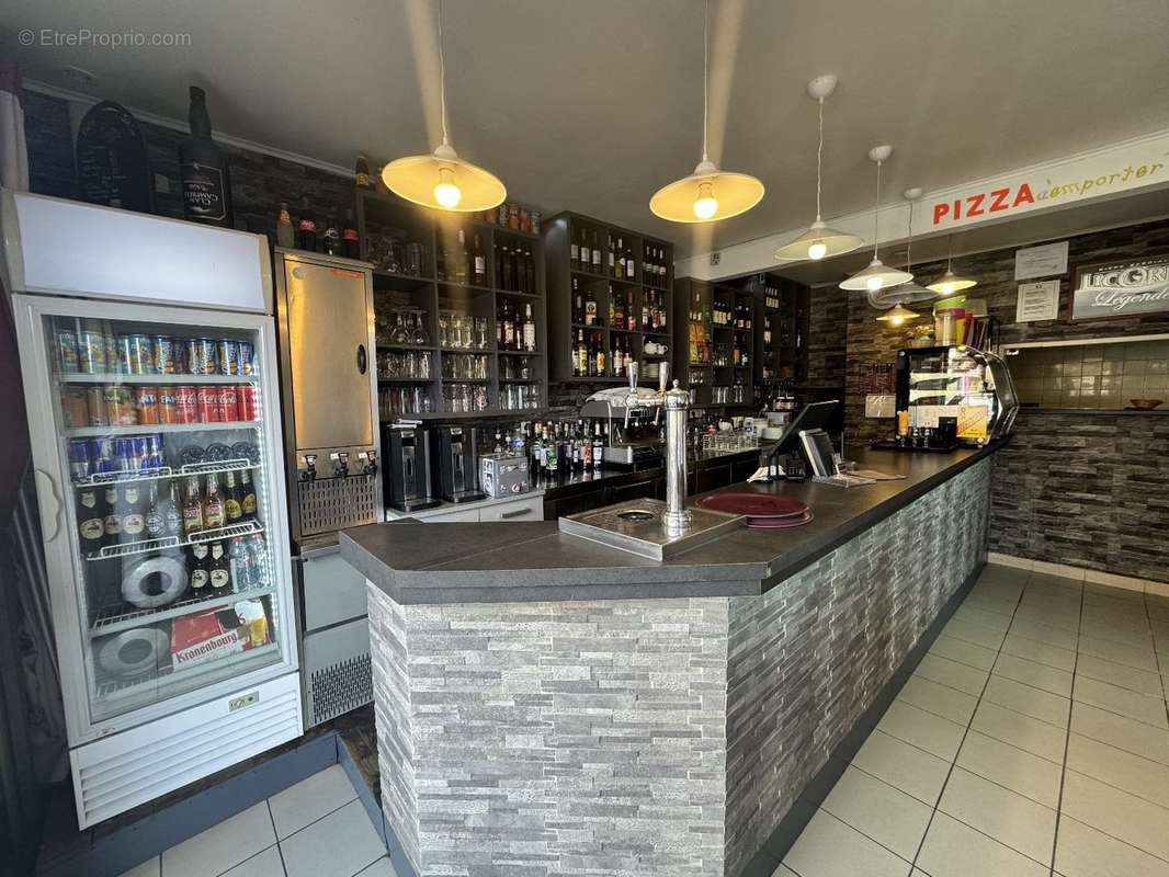 Commerce à VALRAS-PLAGE