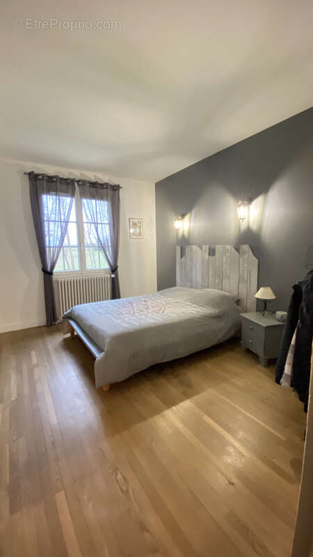 Maison à SAINT-FORT-SUR-GIRONDE