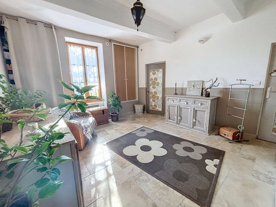 Maison à CHATEAURENARD