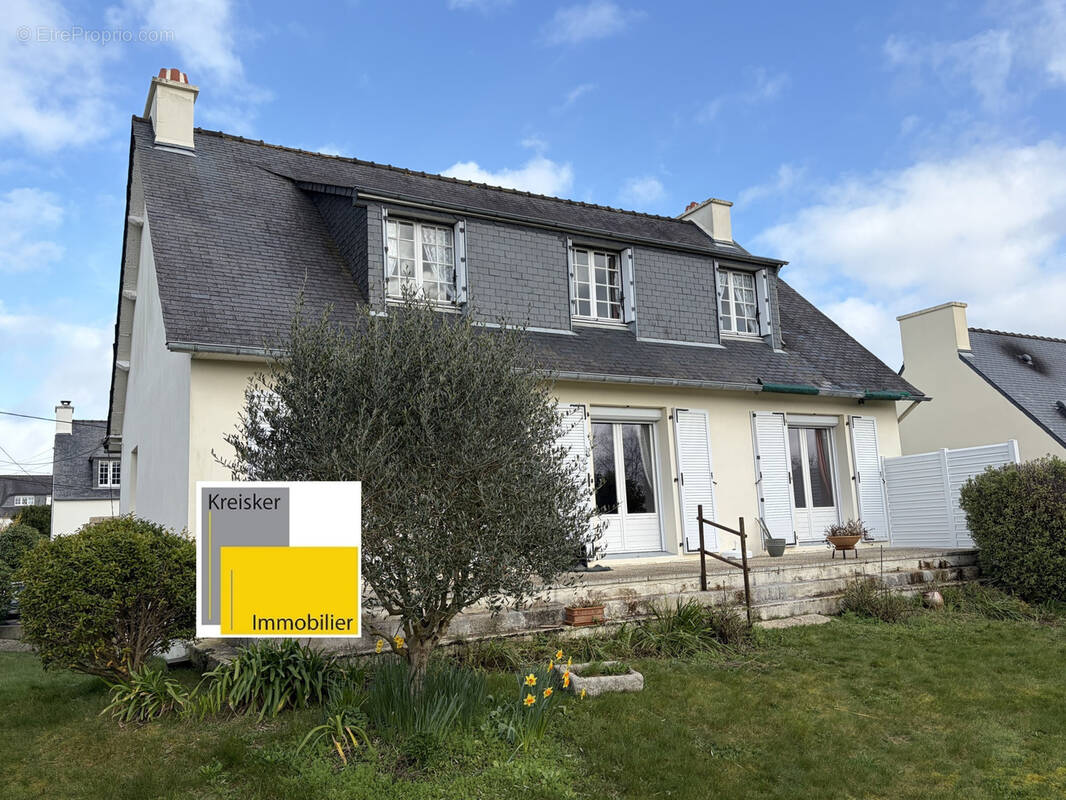 Maison à SAINT-MARTIN-DES-CHAMPS