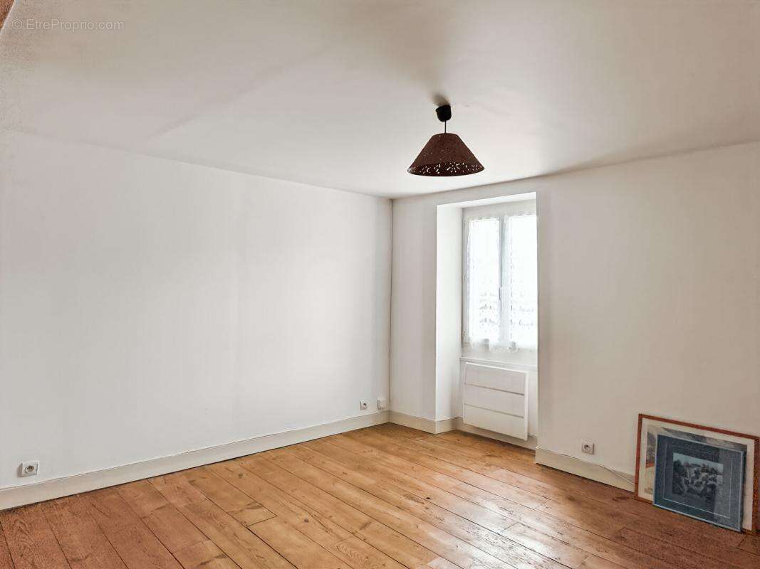 Maison à SAINT-PALAIS