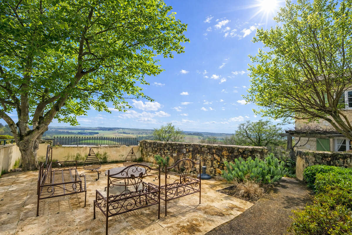 Maison de village avec annexe - photo 6