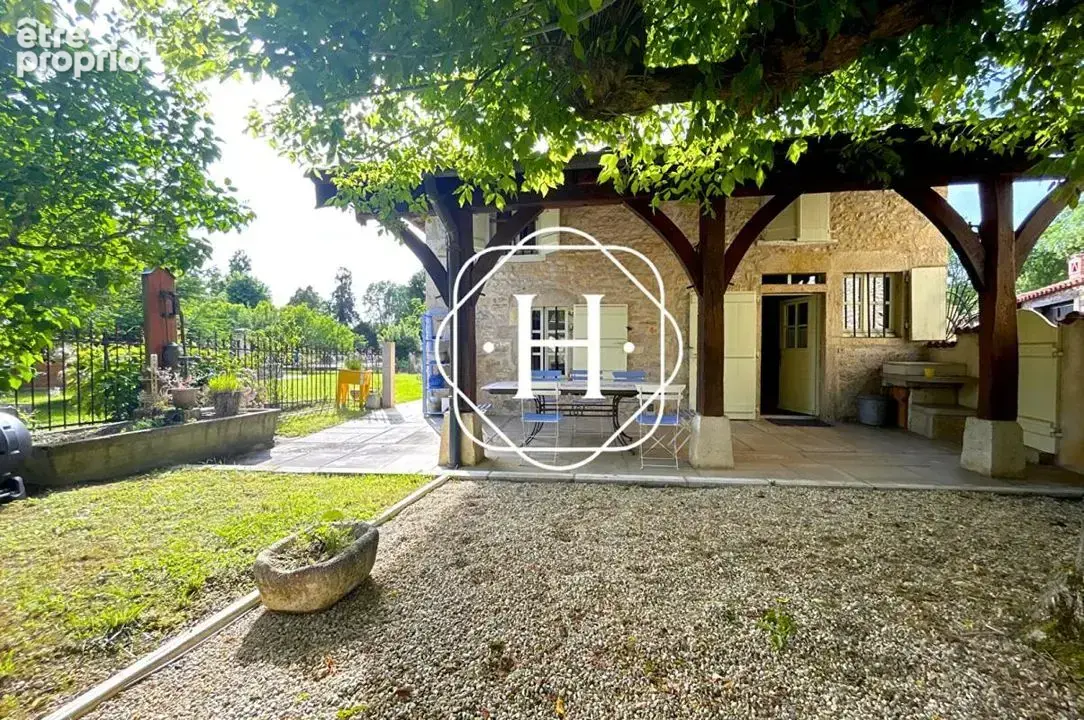 Maison à MEILLONNAS