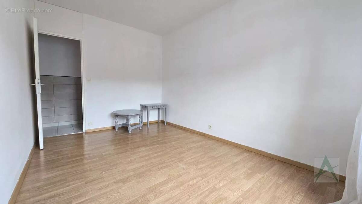 Appartement à JACOB-BELLECOMBETTE