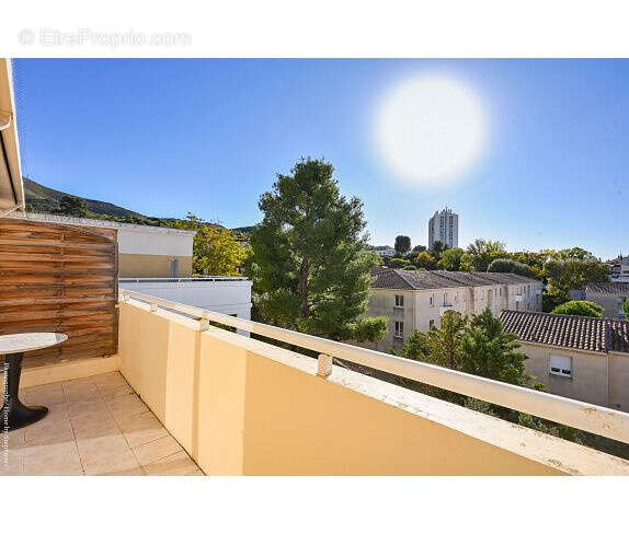 Appartement à MARSEILLE-11E