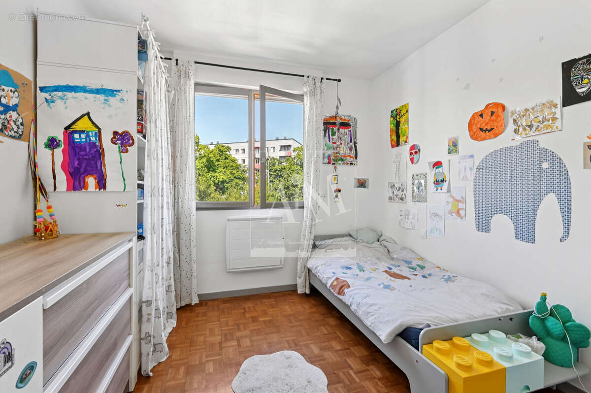 Appartement à NANTERRE