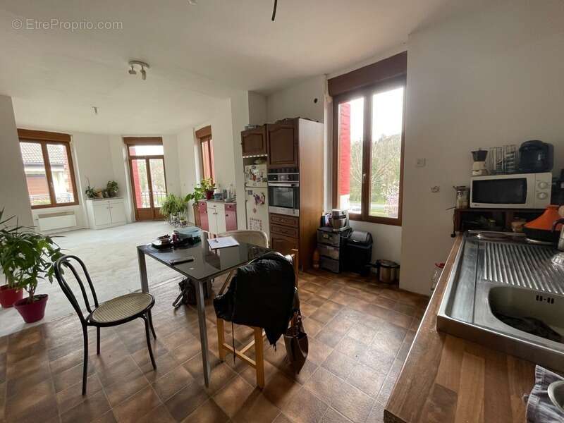Appartement à DECAZEVILLE