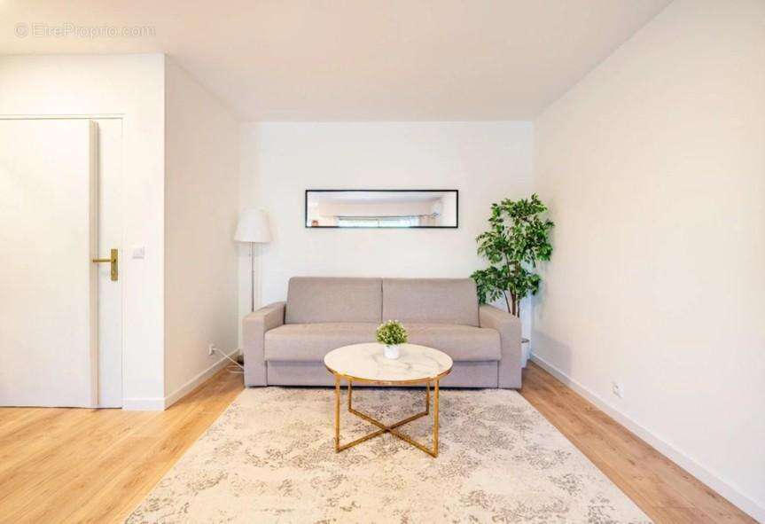   - Appartement à NICE