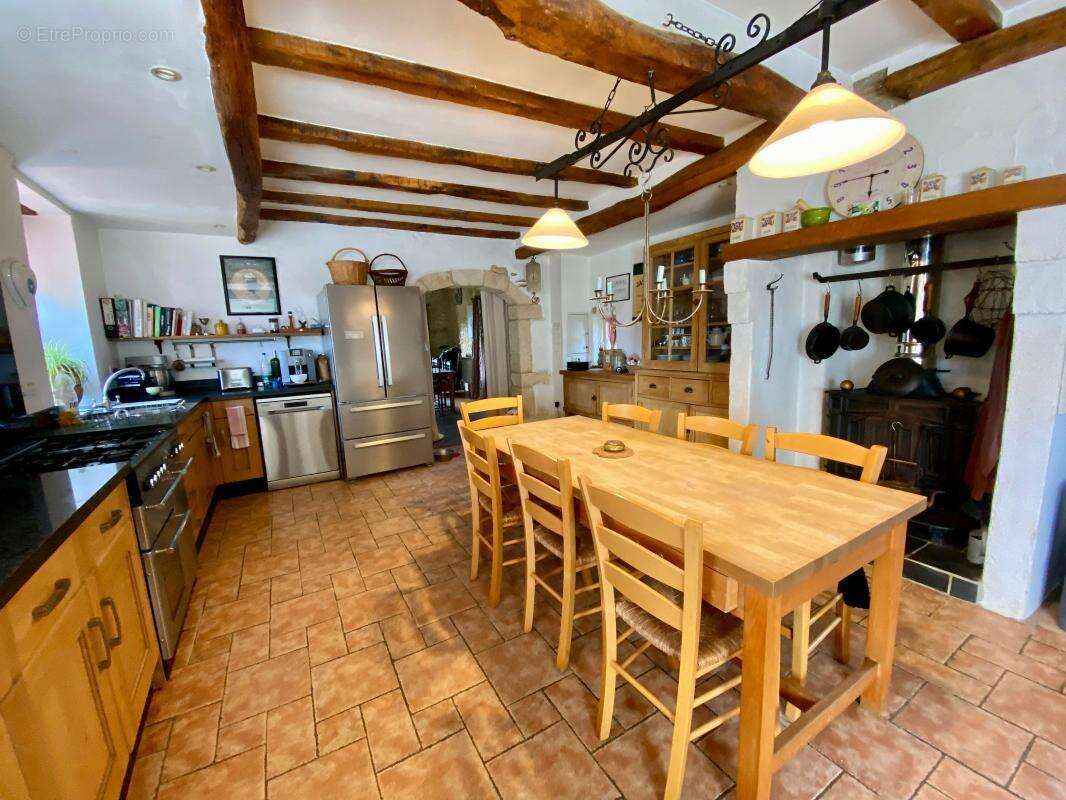 Maison à SAINTE-ALVERE