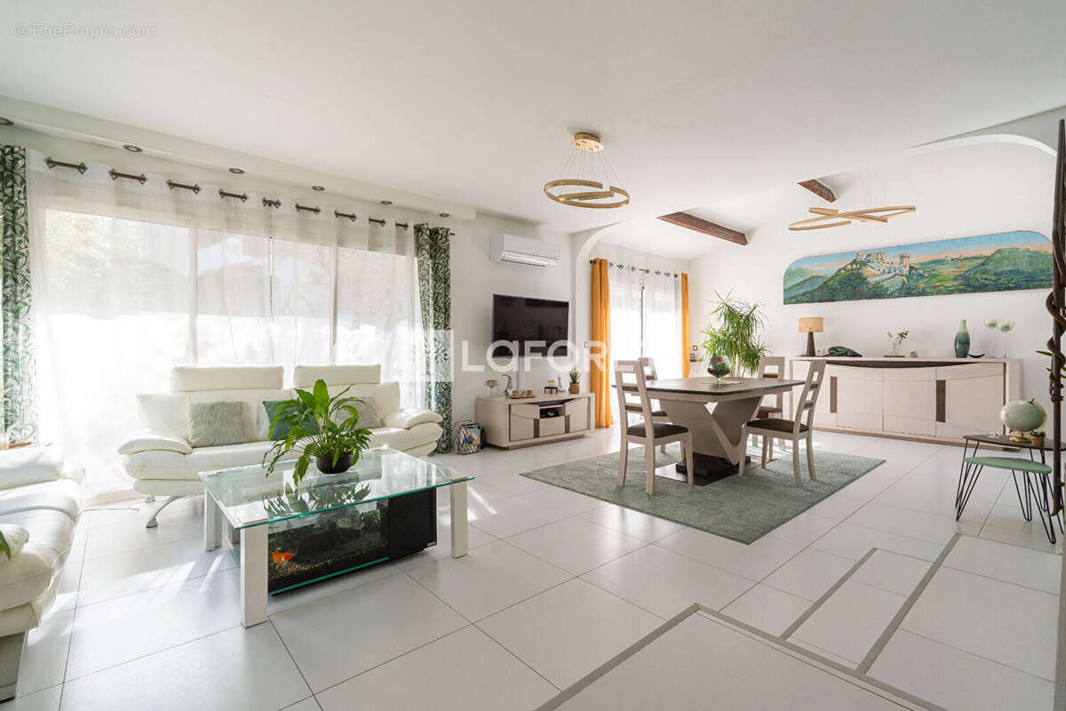 Maison à MARSEILLE-8E