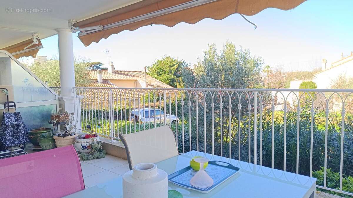 Appartement à SIX-FOURS-LES-PLAGES